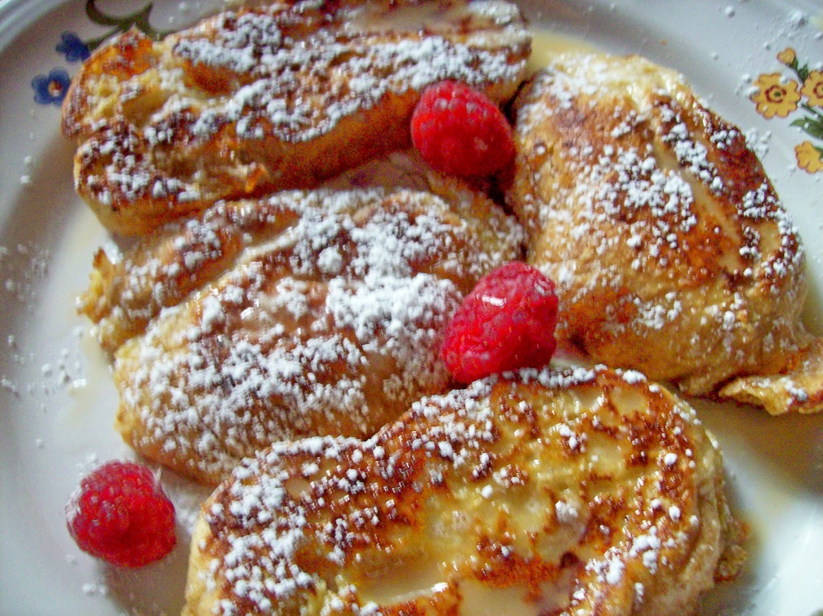 French Toast With Creamy Maple Syrup