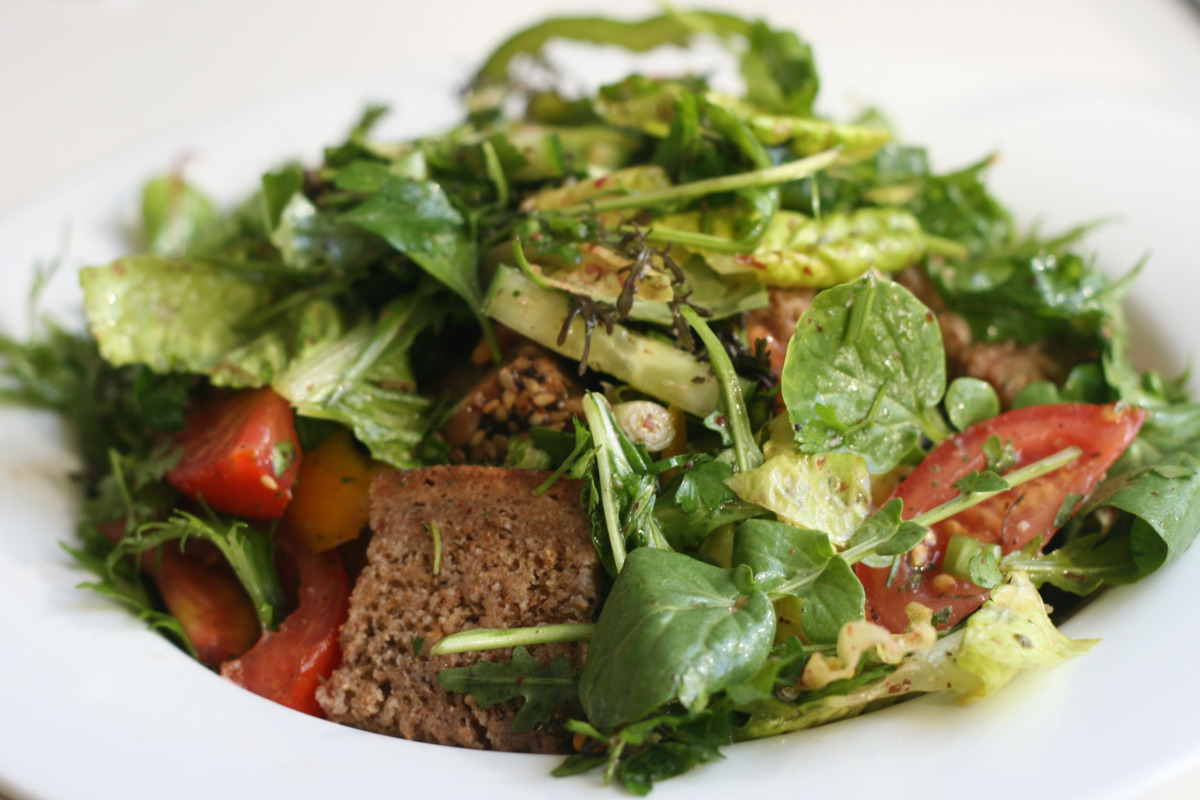 Middle Eastern Lebanese Fattoush Bread Salad-image