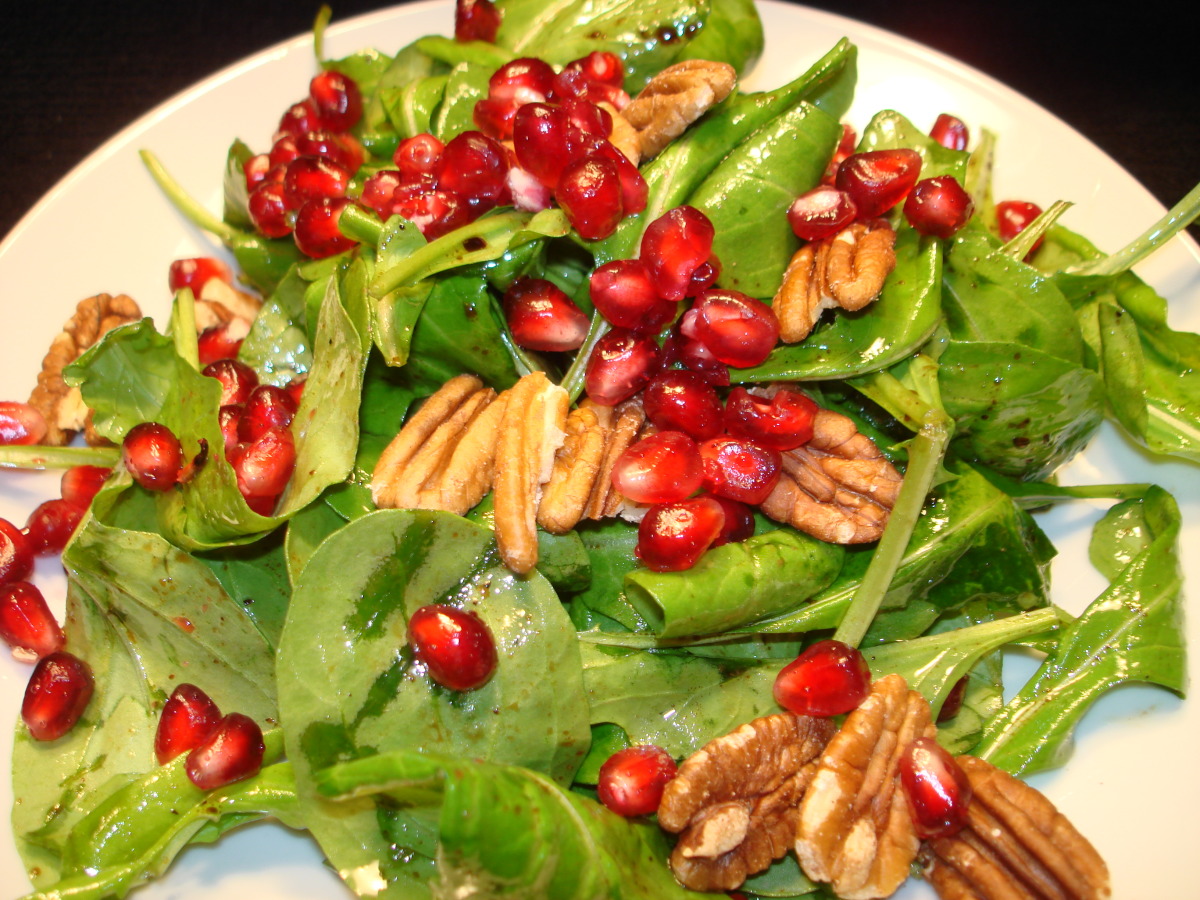 Arugula Salad With Pomegranate and Toasted Pecans image