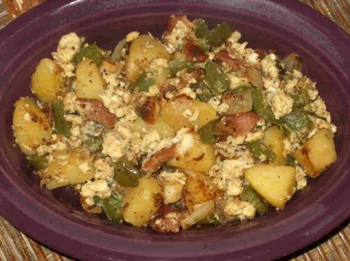 Bacon and Veggie Skillet Scramble