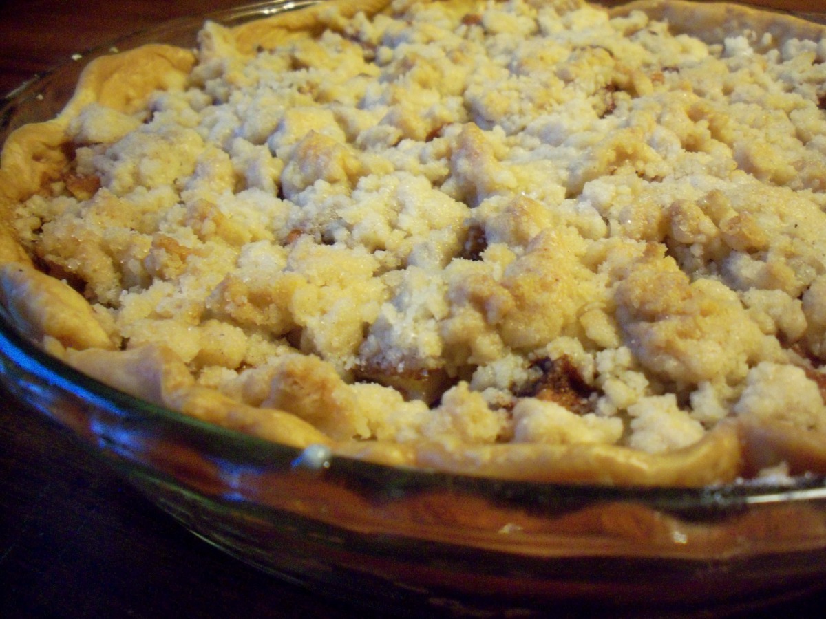 Apple Crumb Pie