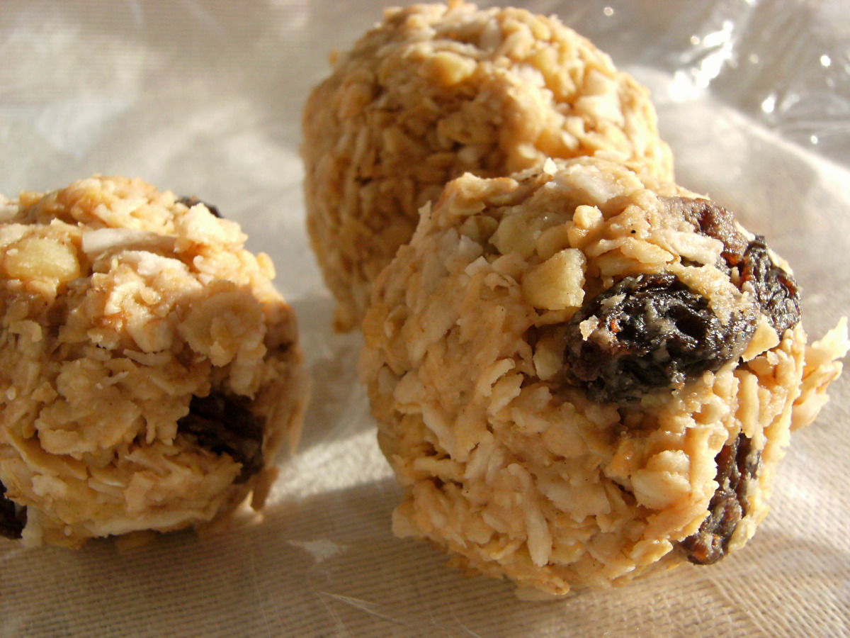 No Bake Granola Balls Recipe