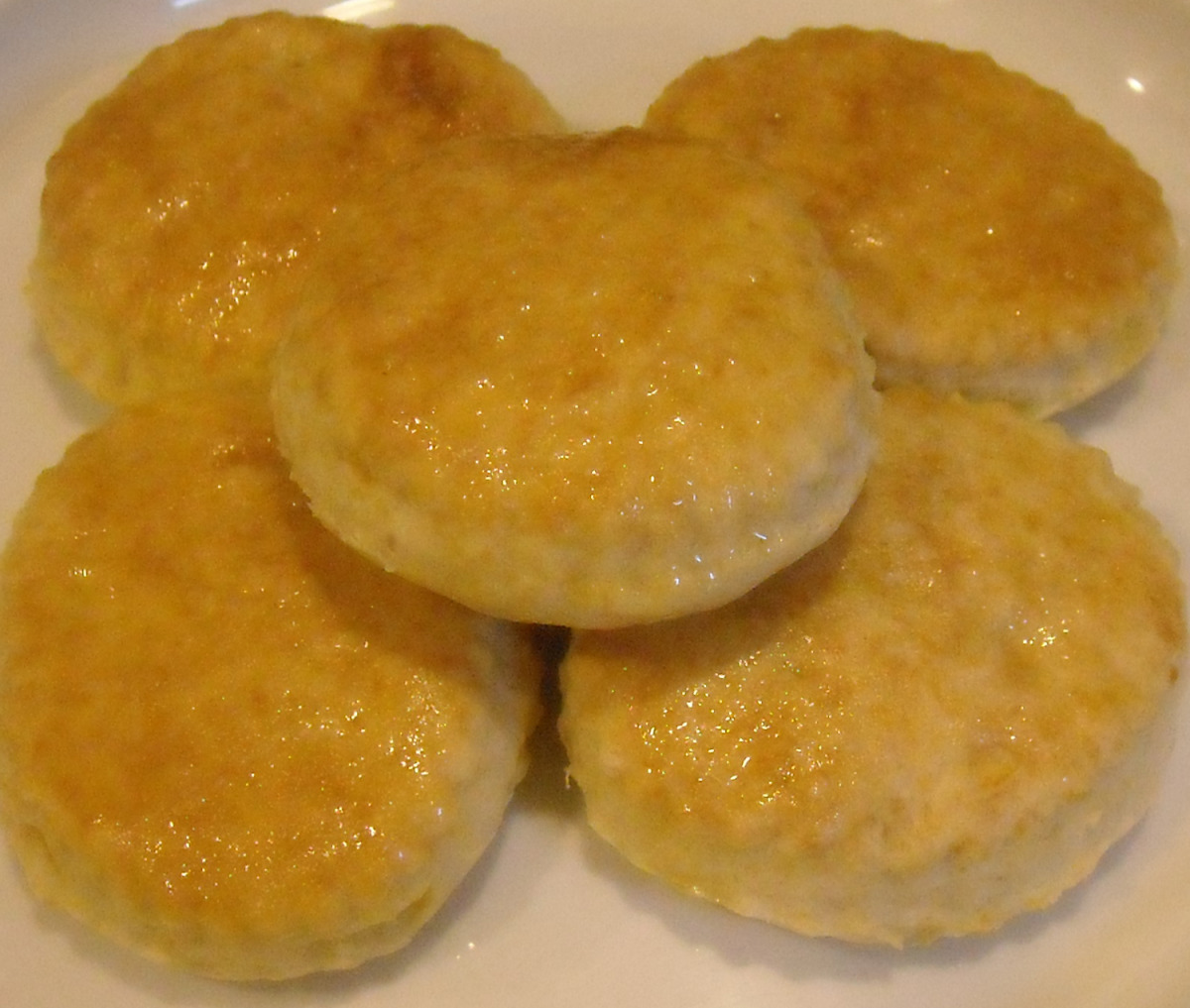 Cheddar Garlic Biscuits