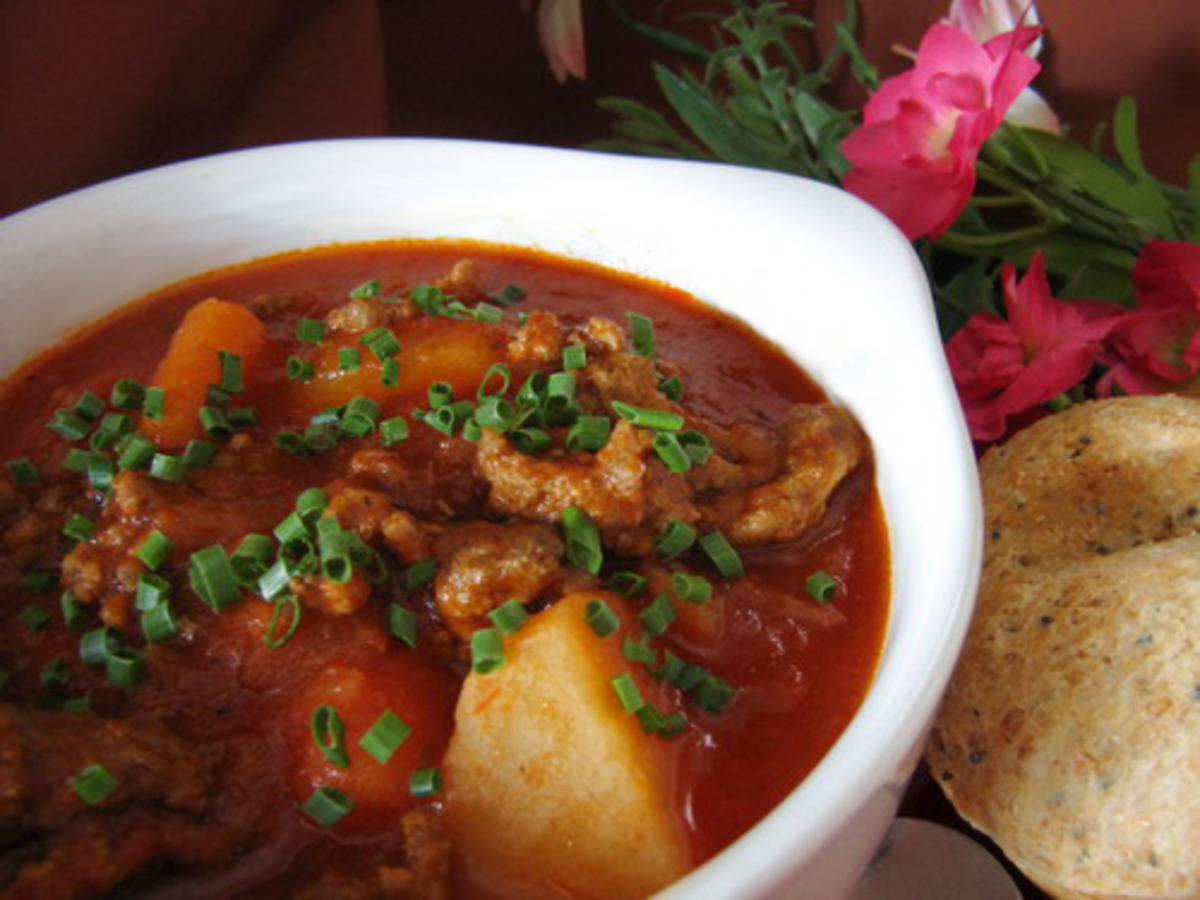 Slow Cooker Ground Beef Stew Recipe