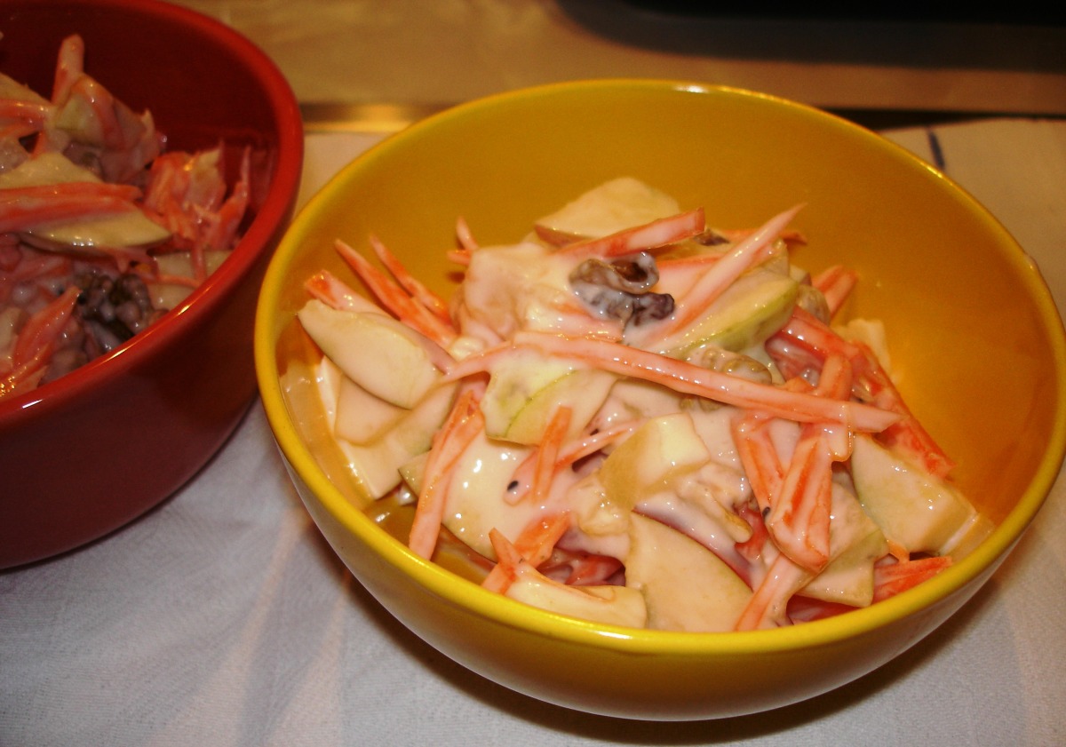 Apple-Carrot Salad With Walnuts