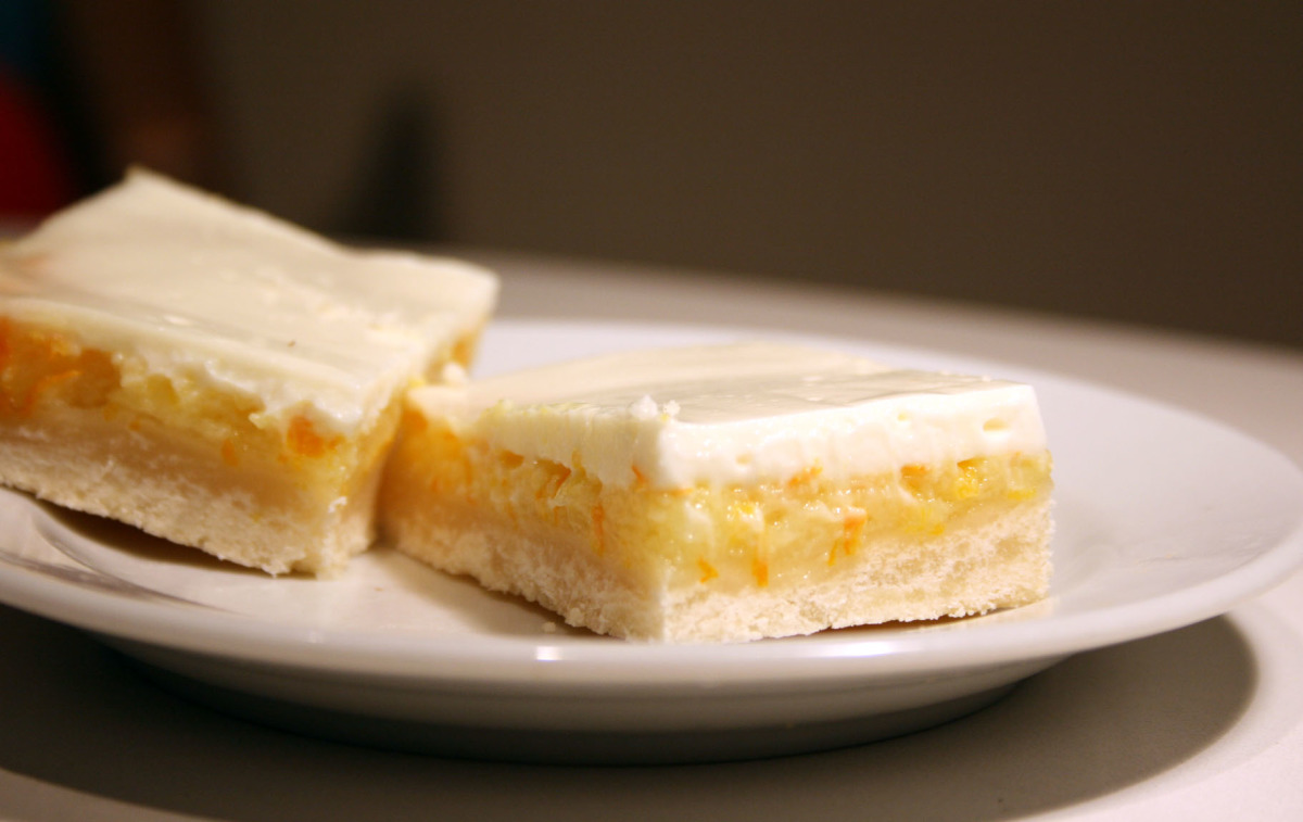 Sour Cream Lemon Shortbread Bars image