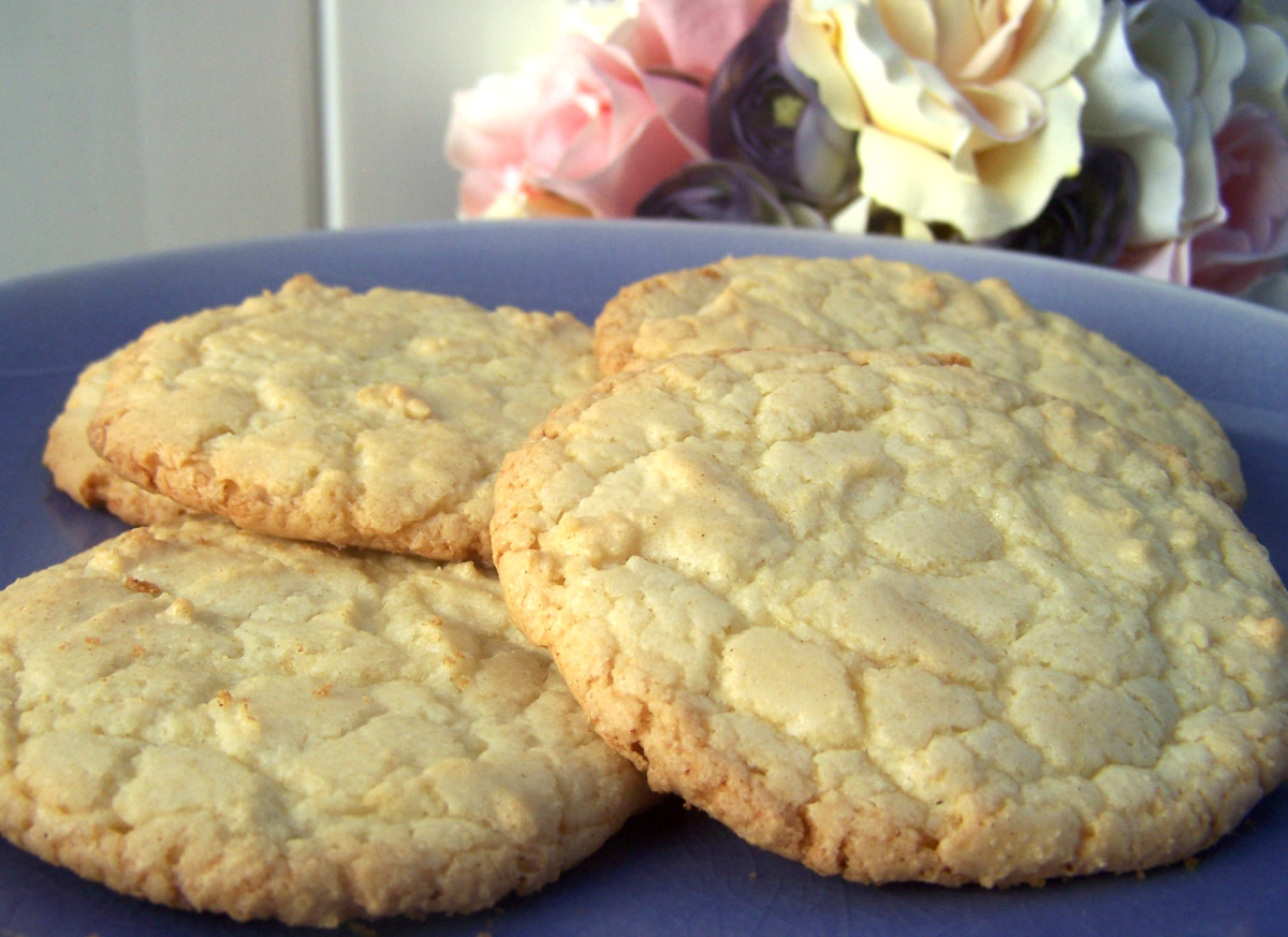 Cooky-Jar Sugar Cookies