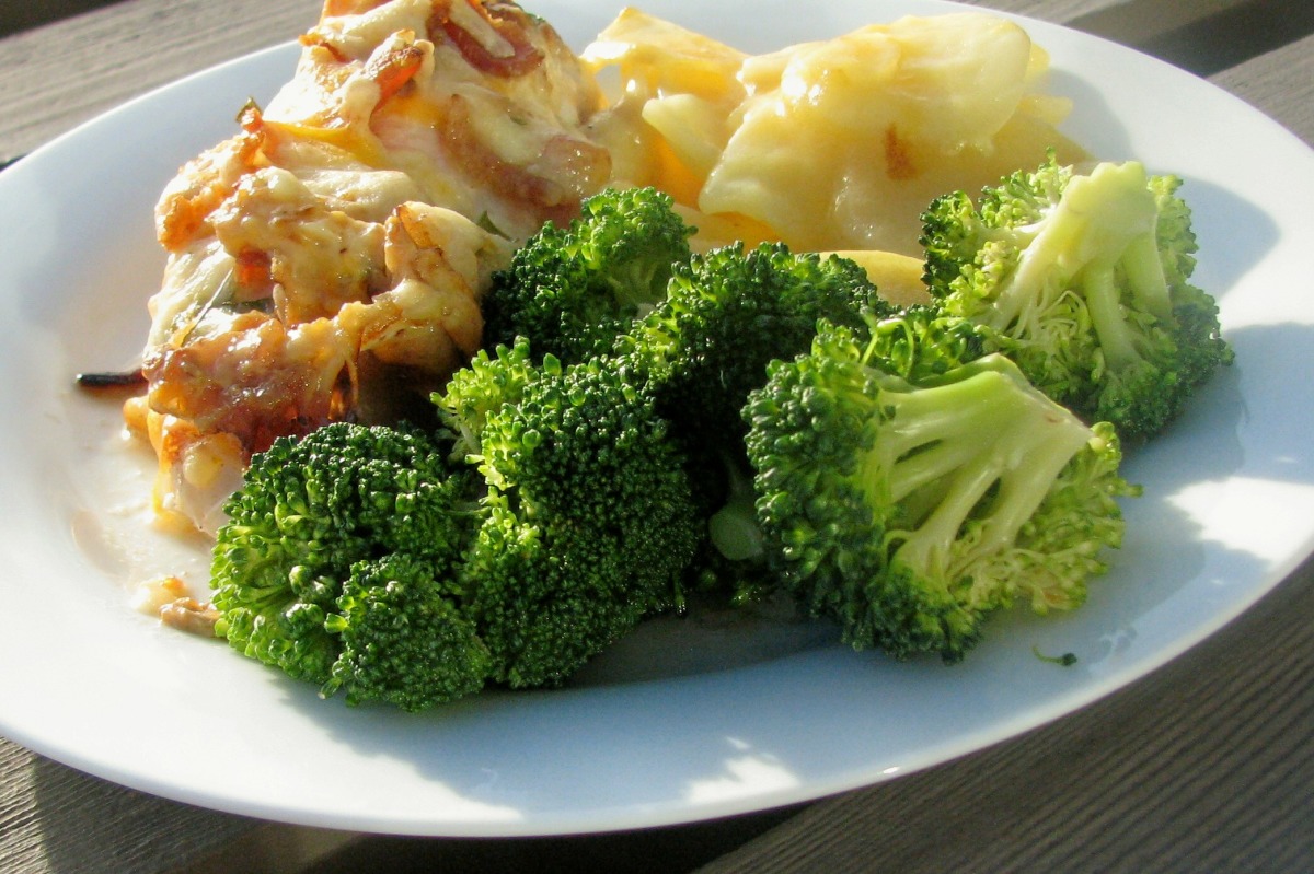 Broccoli With Lemon Butter_image