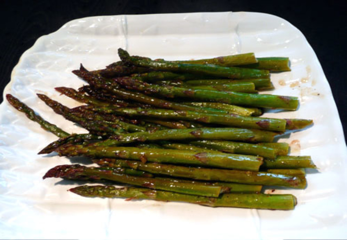 Easy Baked Asparagus image