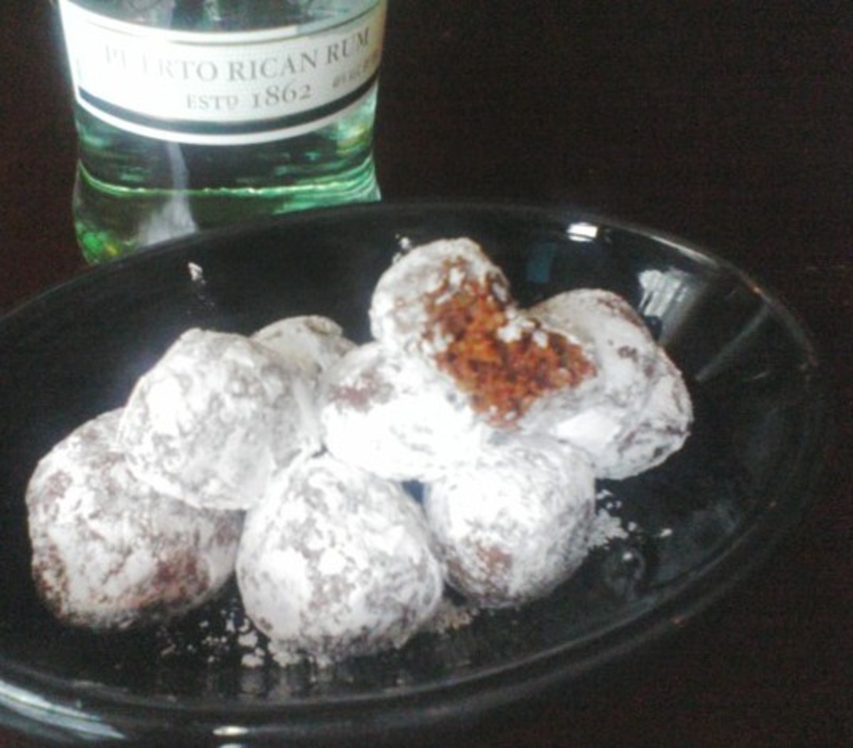 Aunt Helen's Rum Balls