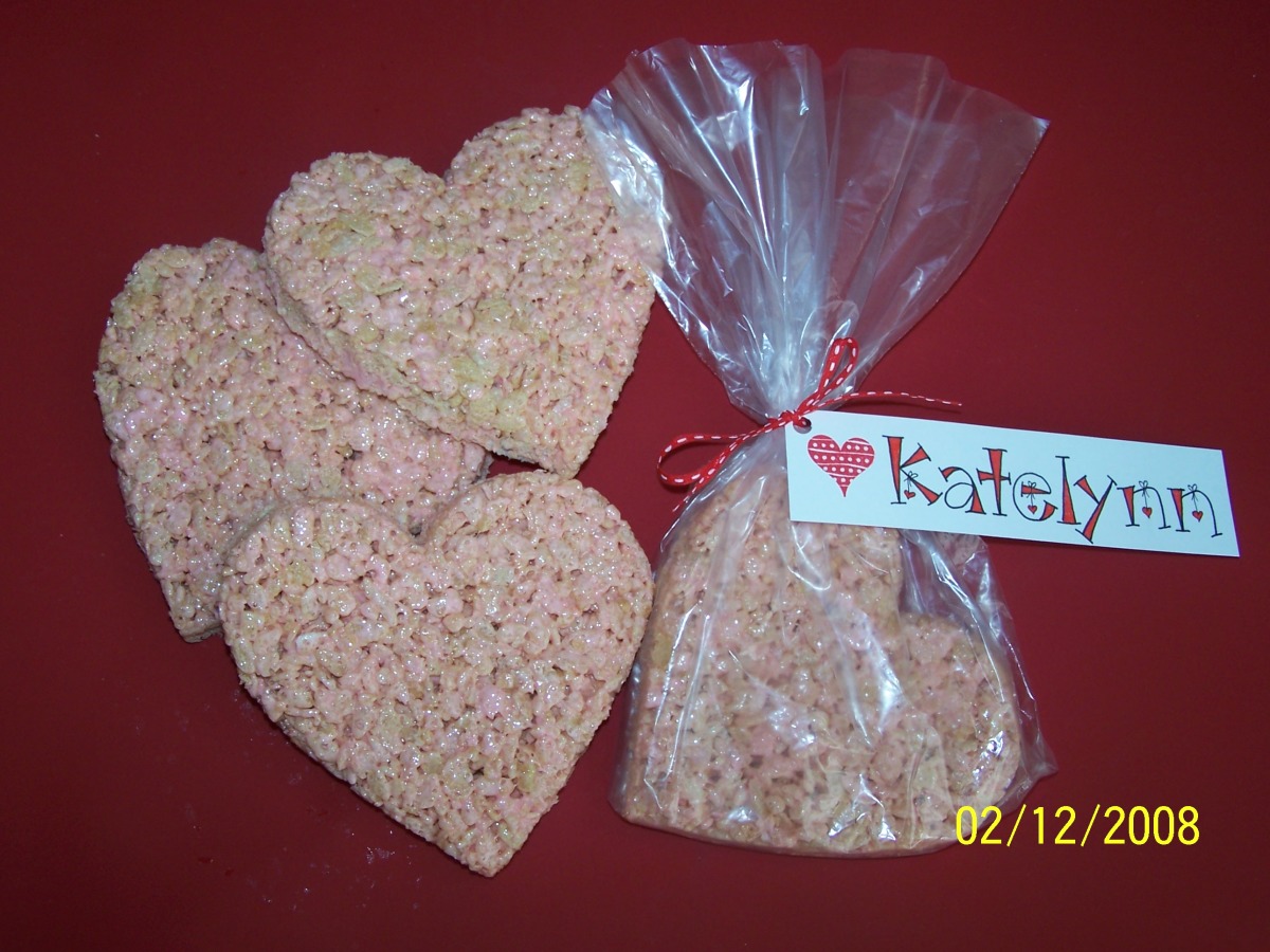 Valentine's Day Krispie Treat Hearts_image