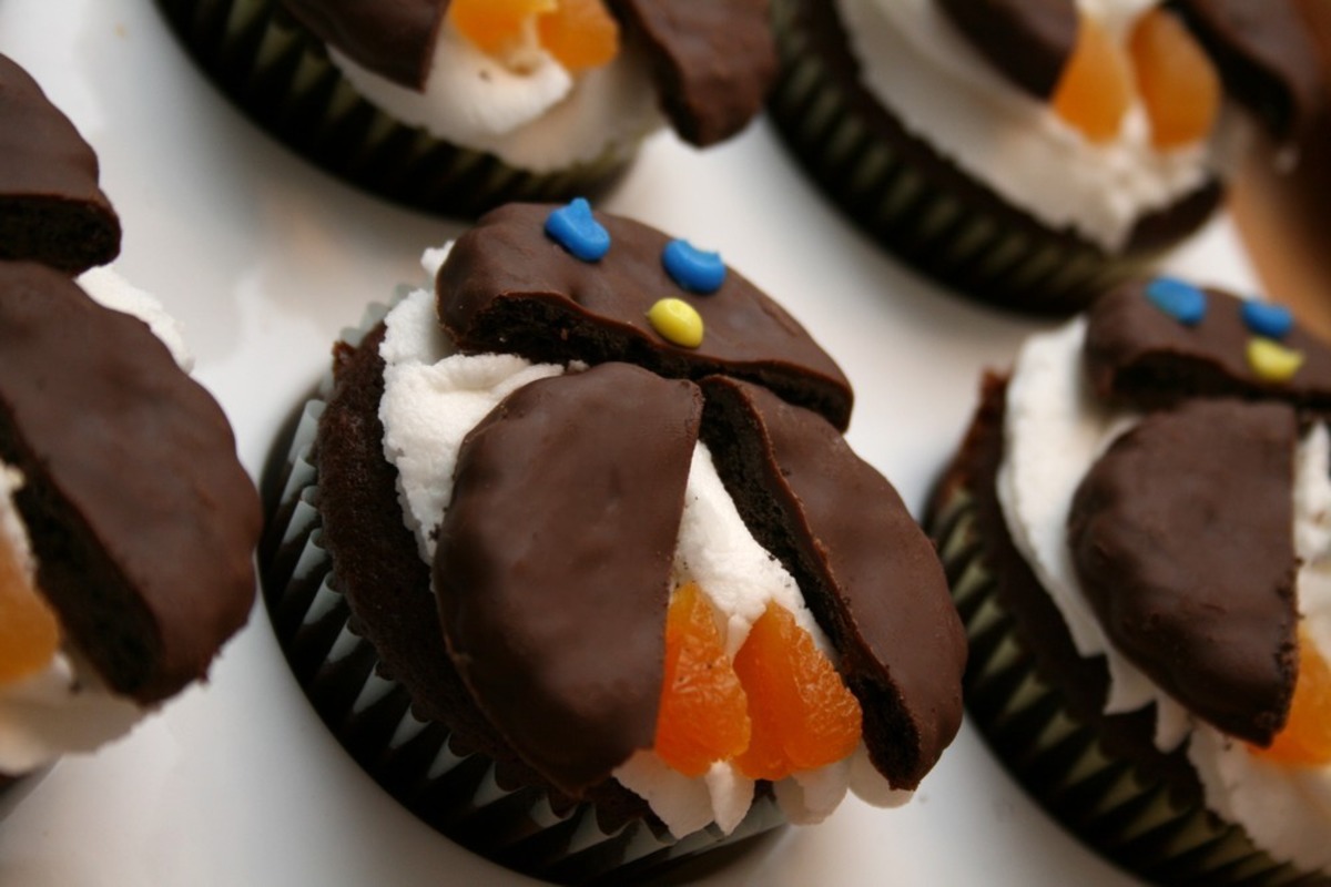 Penguin Cupcakes image
