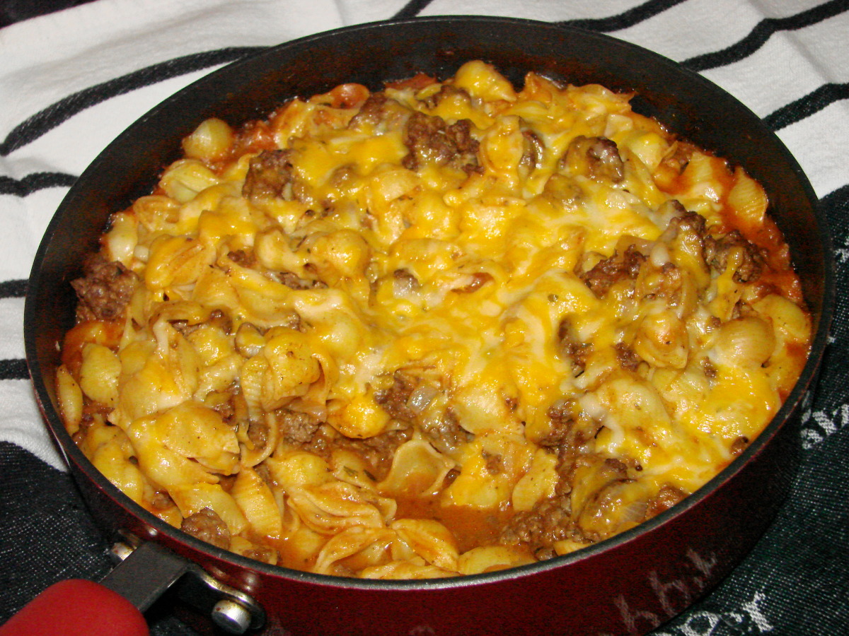 Comforting Cheeseburger Pasta