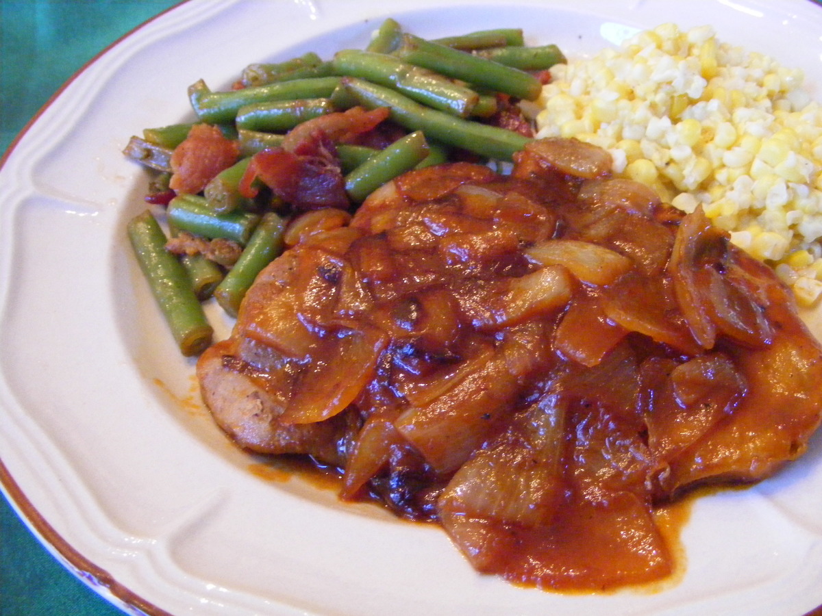 Pork Chops With Tangy Onion Sauce image