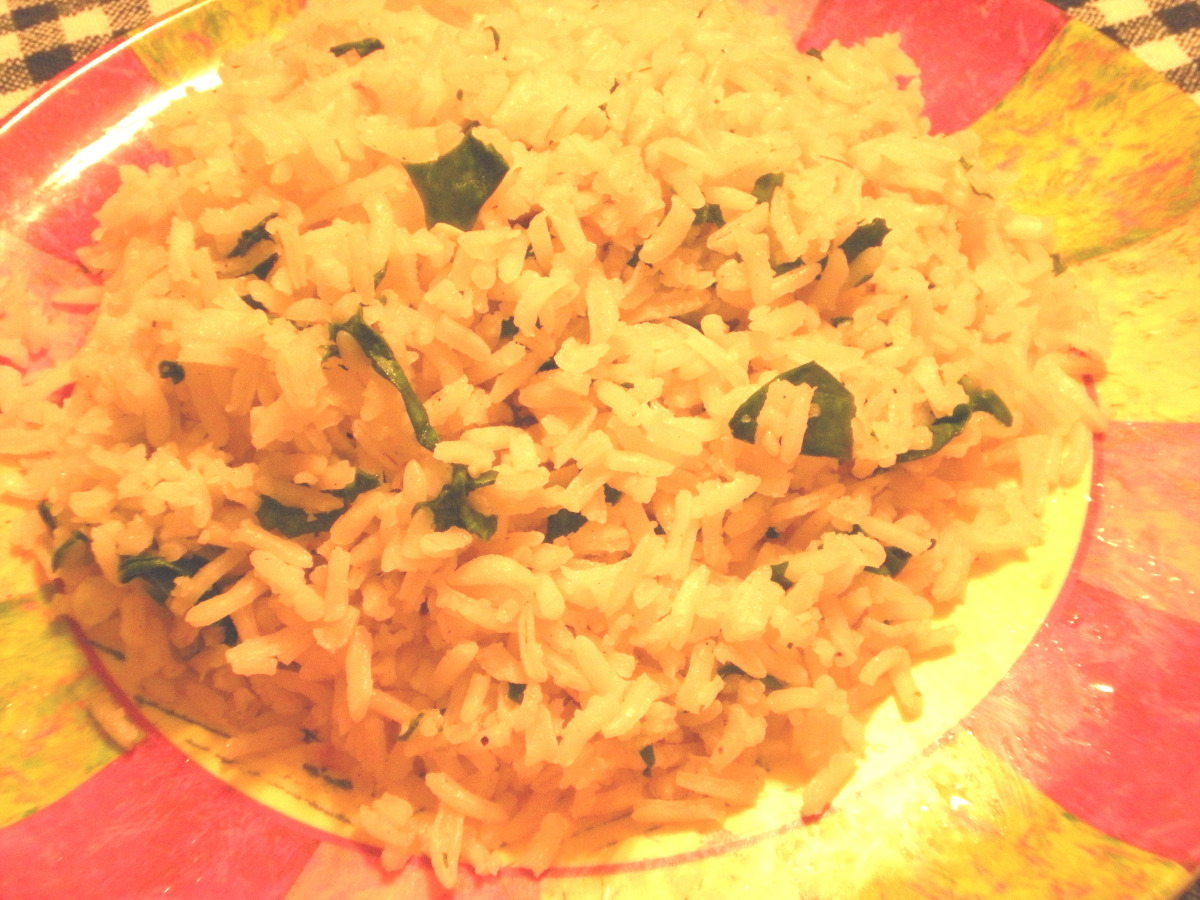 Maria's Garlic Rice With Spinach image