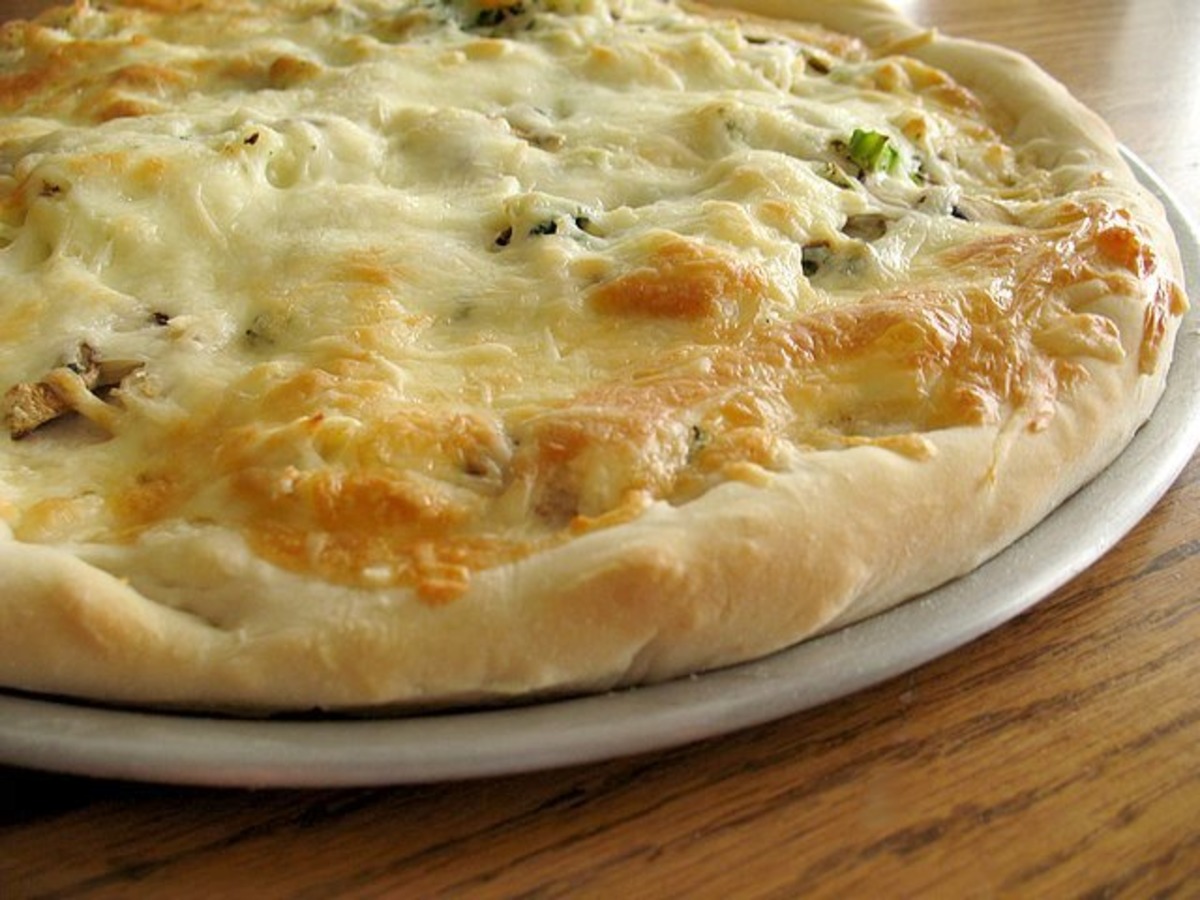 Chicken Alfredo Pizza