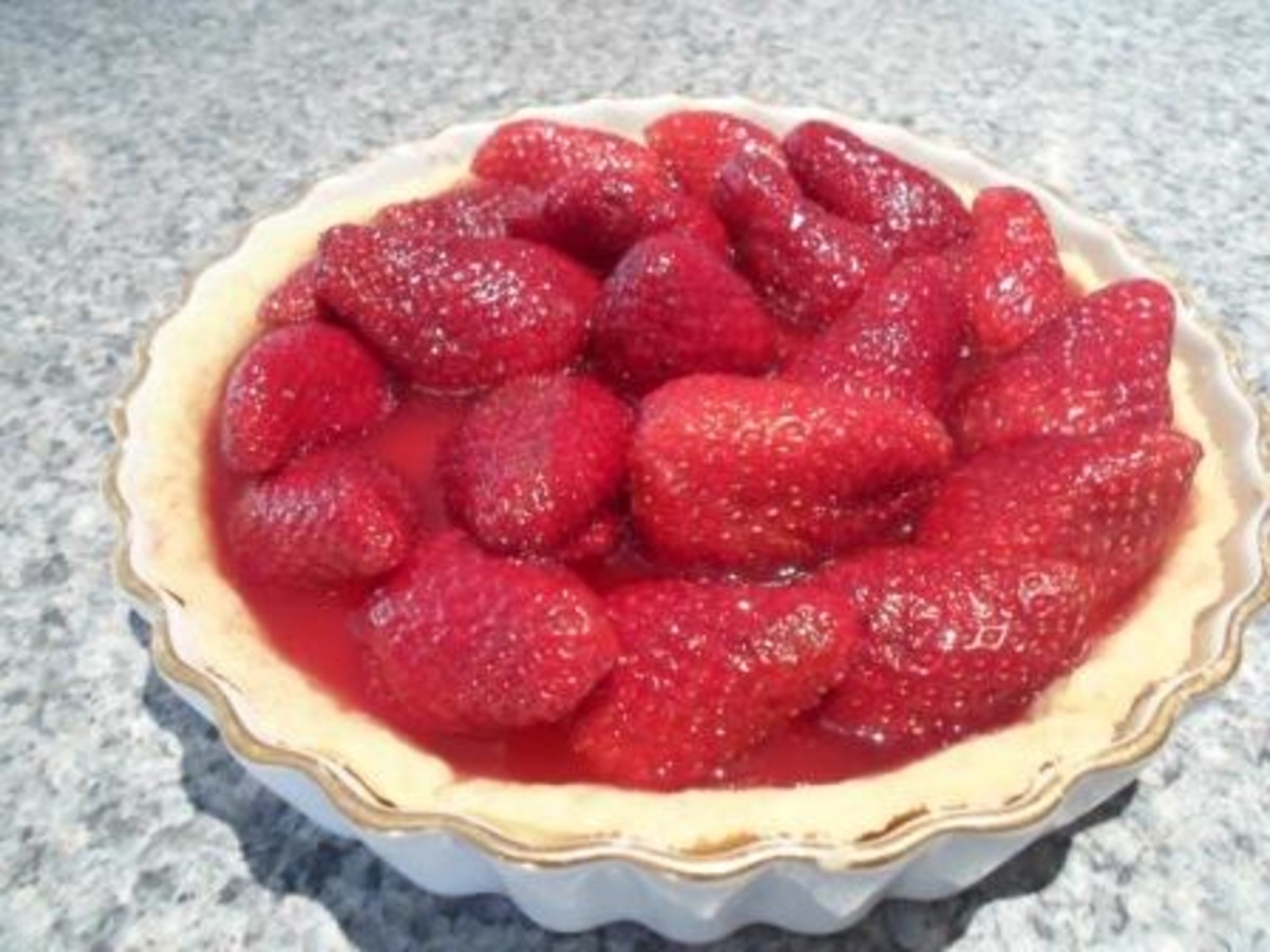 Easy Strawberry Pie With Pizazz