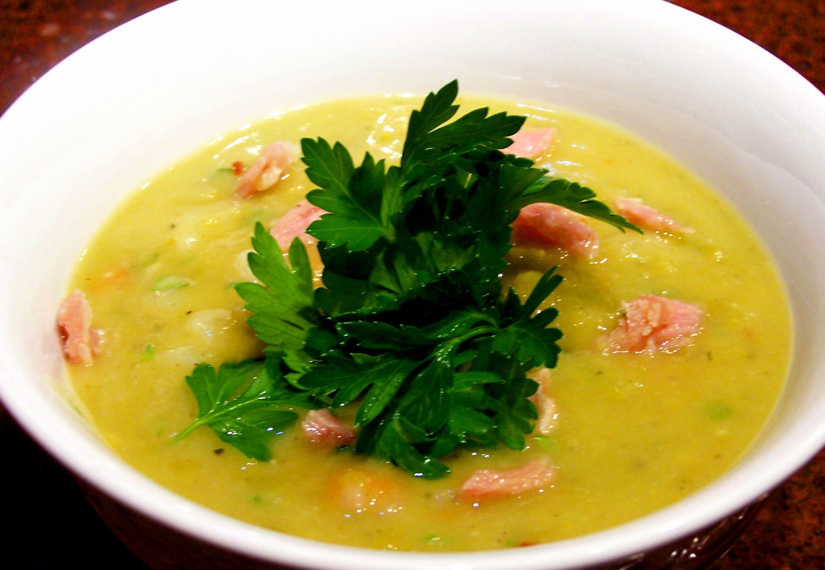 Pea Soup With Smoked Turkey Wings_image