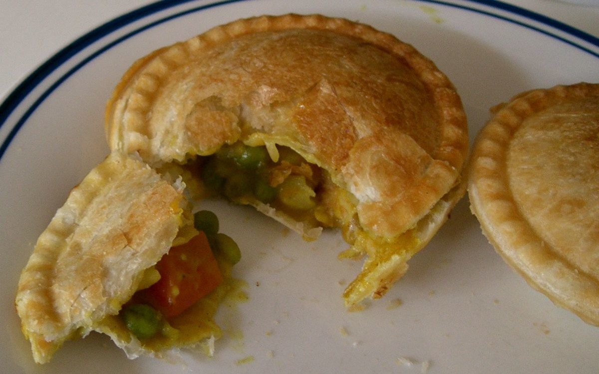 Chicken and Vegetable Curry Pie
