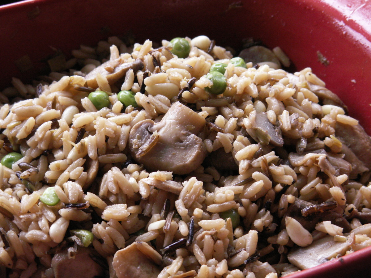 Oven-Baked Wild Rice Pilaf With Mushrooms image