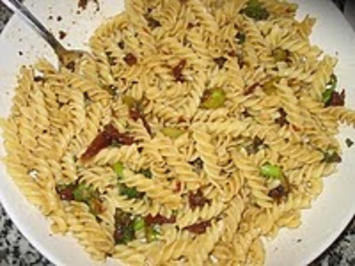 Cpk Broccoli and Sun-Dried Tomato Fusilli