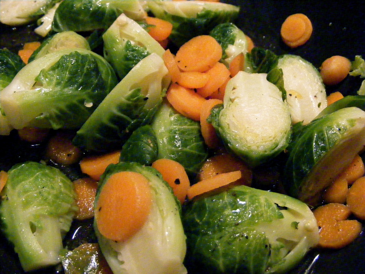 Maple-Flavored Brussels Sprouts With Carrots image