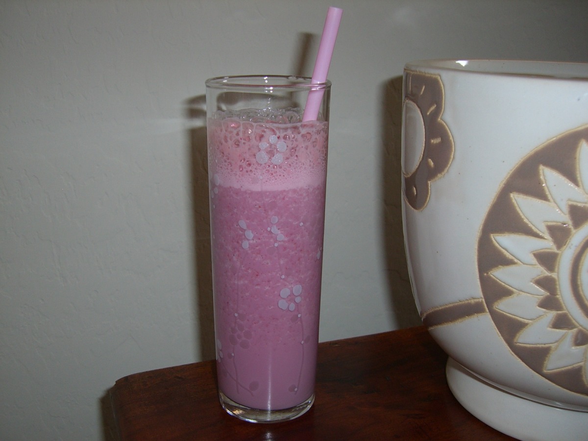 Raspberry-Banana Milkshake