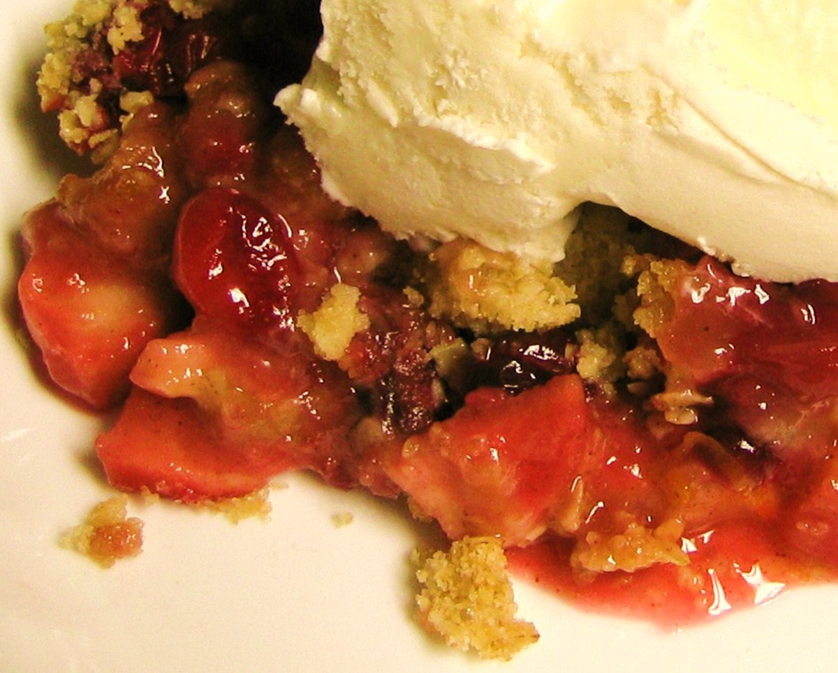 Apple Pear Cranberry Crisp