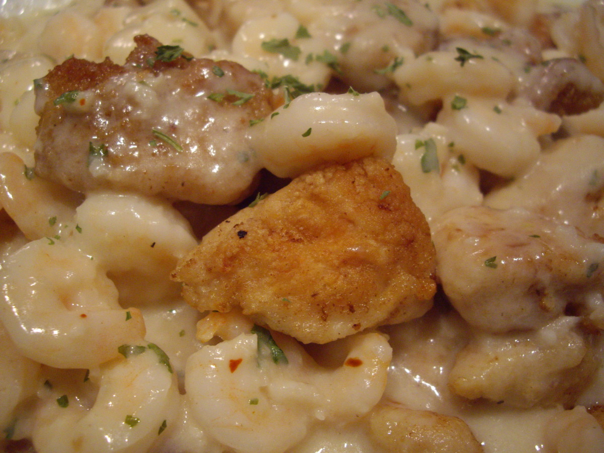Chicken With Shrimp Scampi Recipe Food Com Add the shrimp in and season with the salt, black pepper, red pepper, and garlic. chicken with shrimp scampi