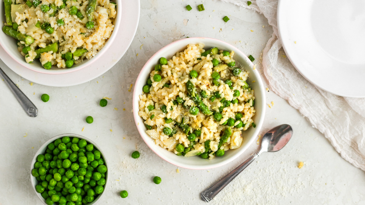 Spring Pea Instant Pot Risotto - Eating Instantly