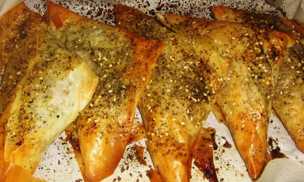 Spinach-Cheese Triangles image