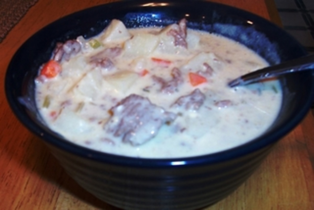 Winter Cheeseburger Soup