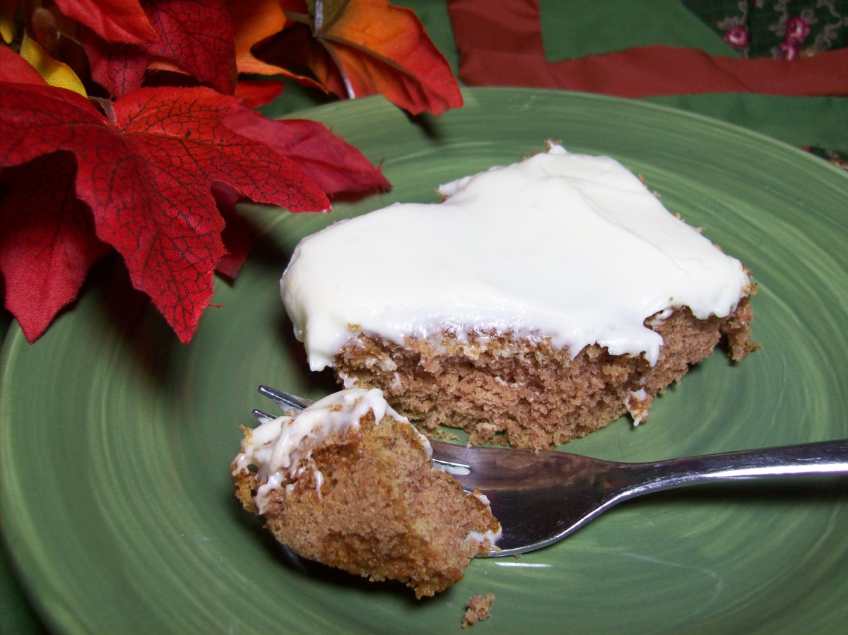 Applesauce Cake With Cream Cheese Frosting Recipe
