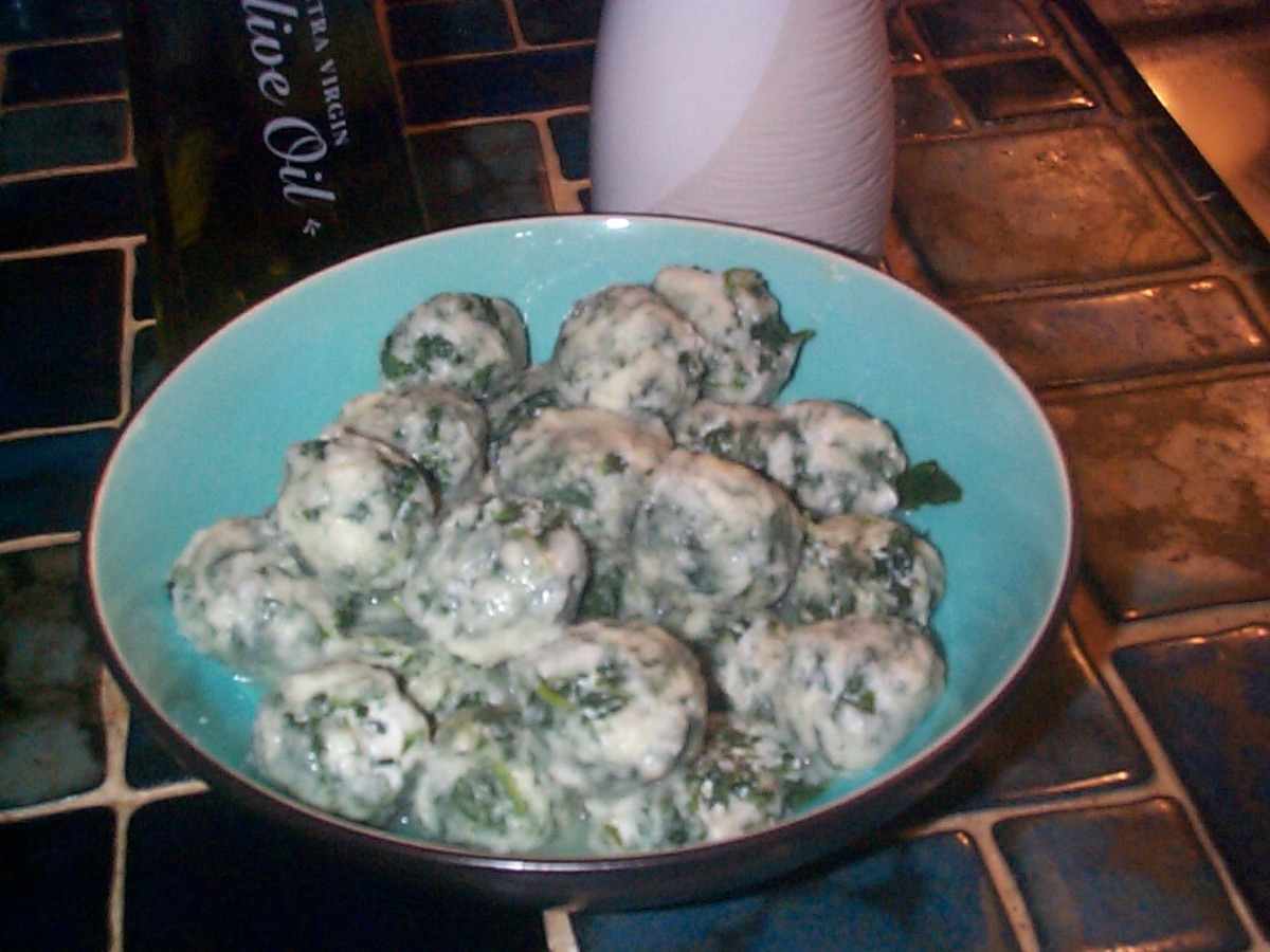 Gnocchi Di Ricotta E Spinaci (Ricotta and Spinach Gnocchi ) image