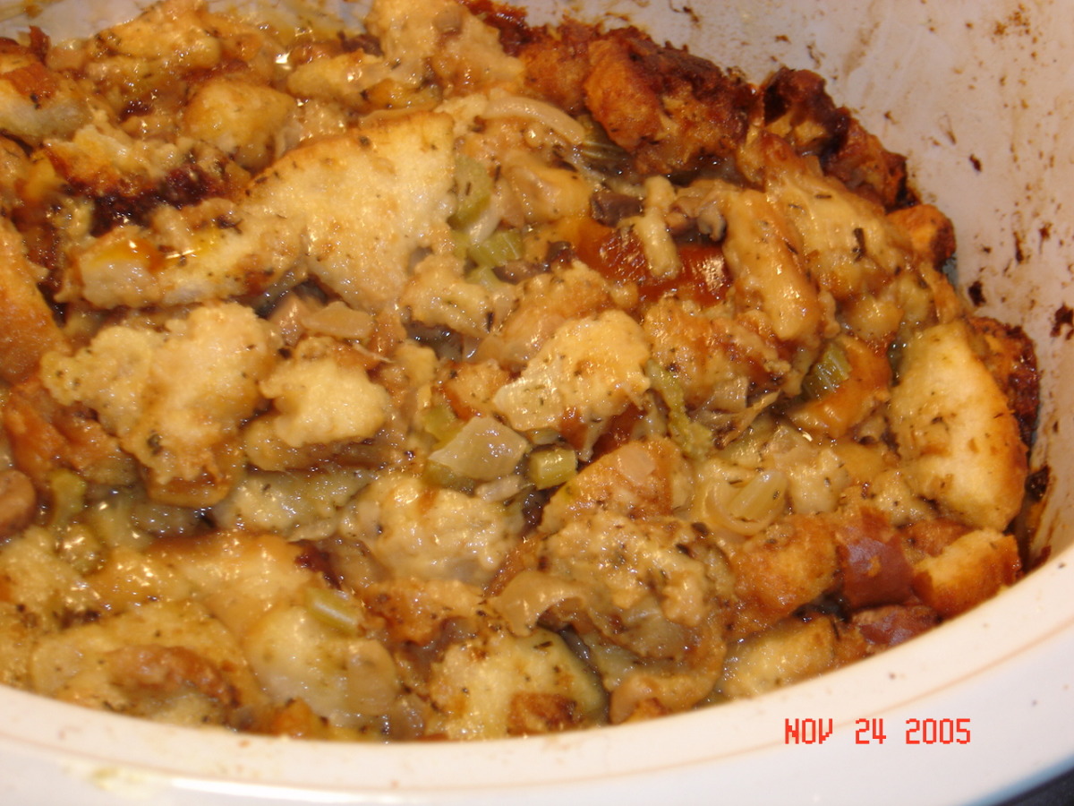 Ultimate Crock Pot Stuffing