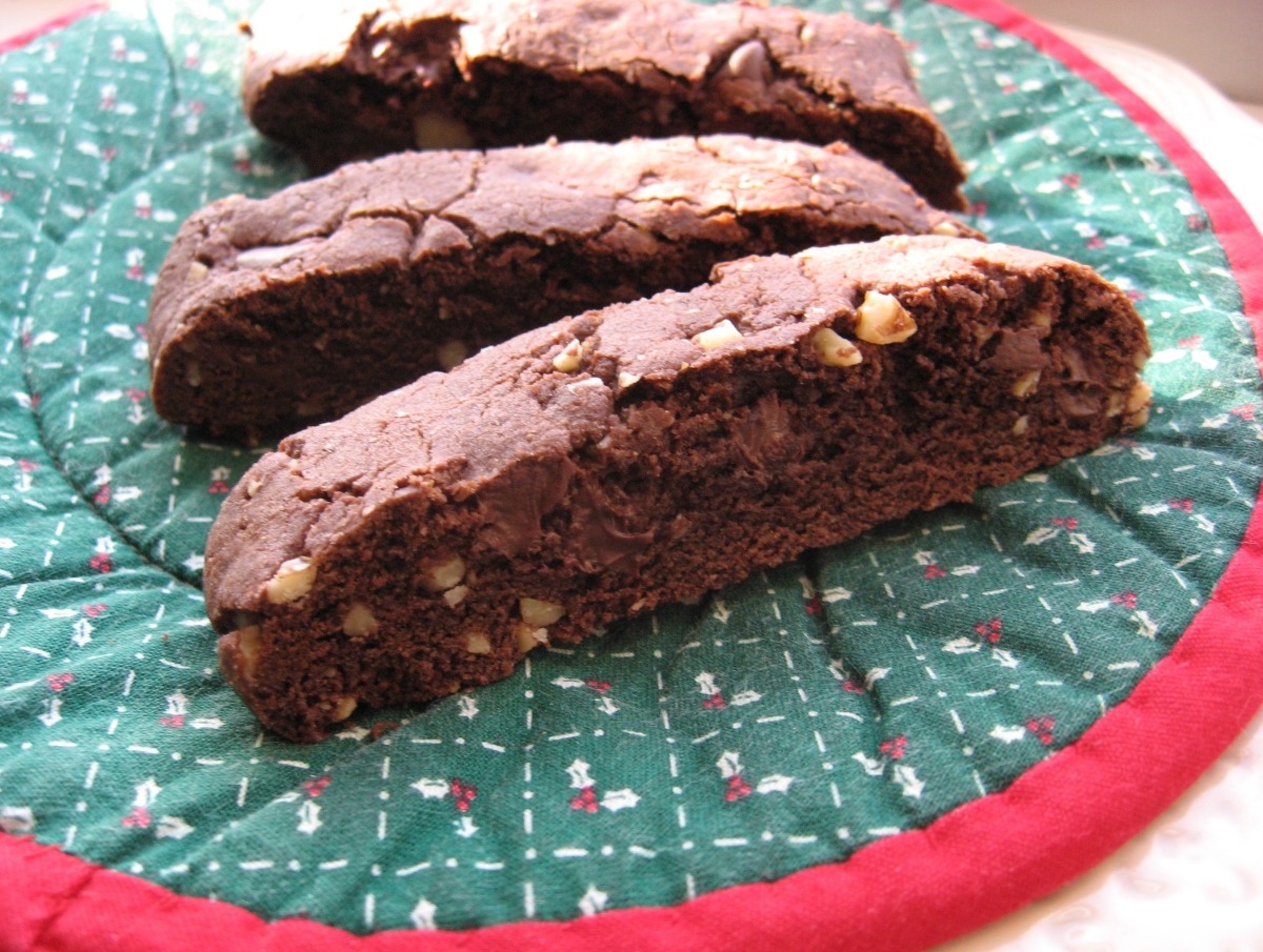 Double Chocolate Walnut Biscotti_image