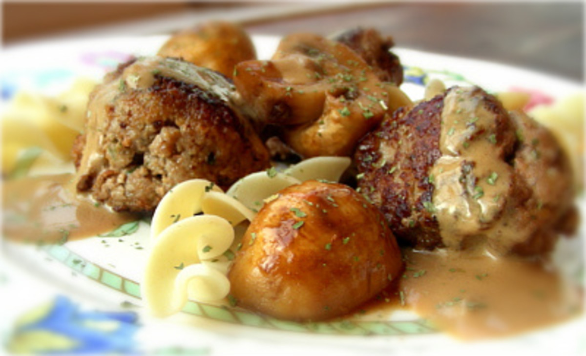 Meatballs in Beef Gravy Recipe