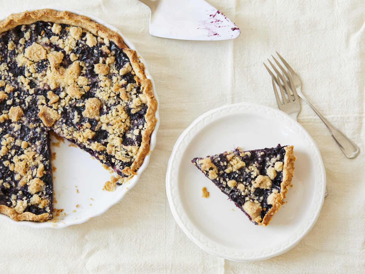 Blueberry Crumb Pie image