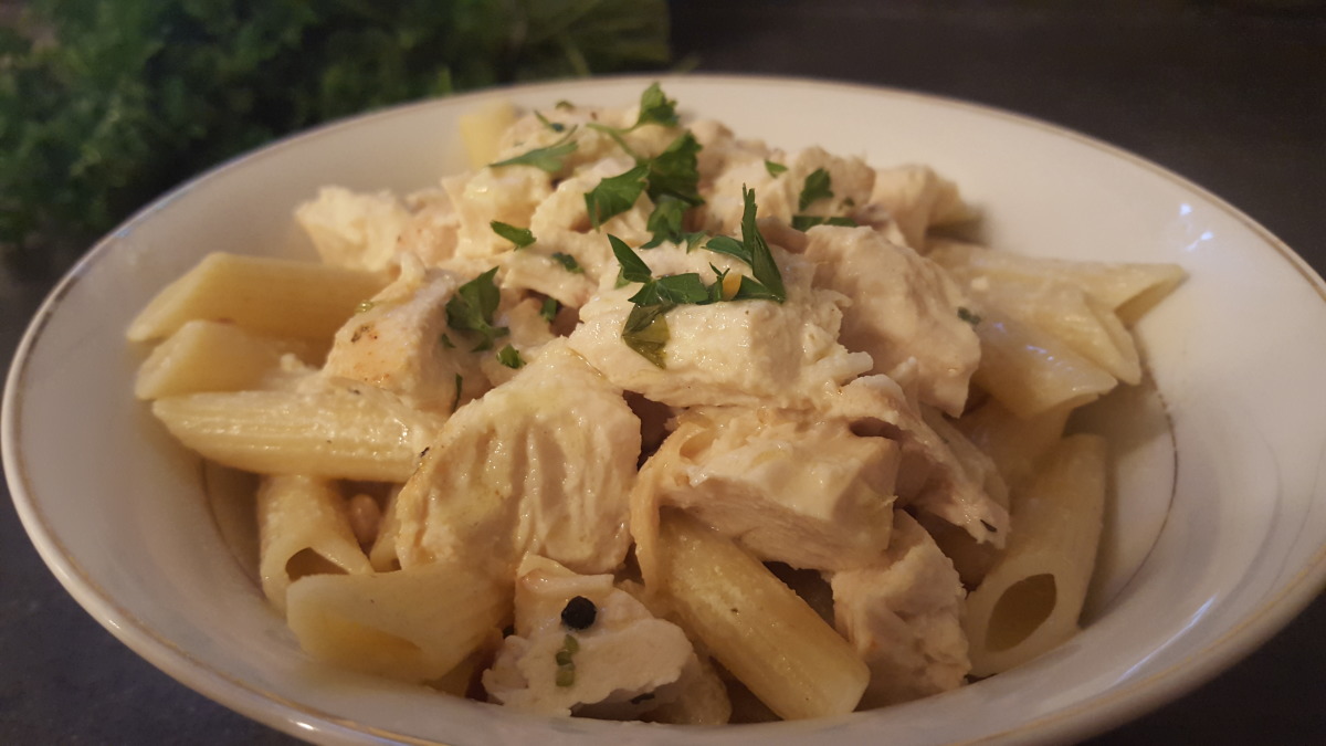 Penne With Chicken, Lemon and Parmesan image
