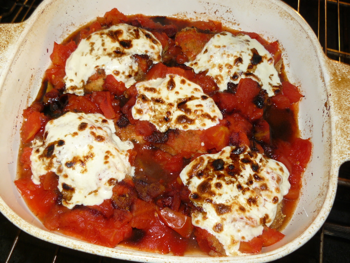 Oven-Baked Chicken With Fresh Mozzarella & Tomatoes Recipe - Food.com