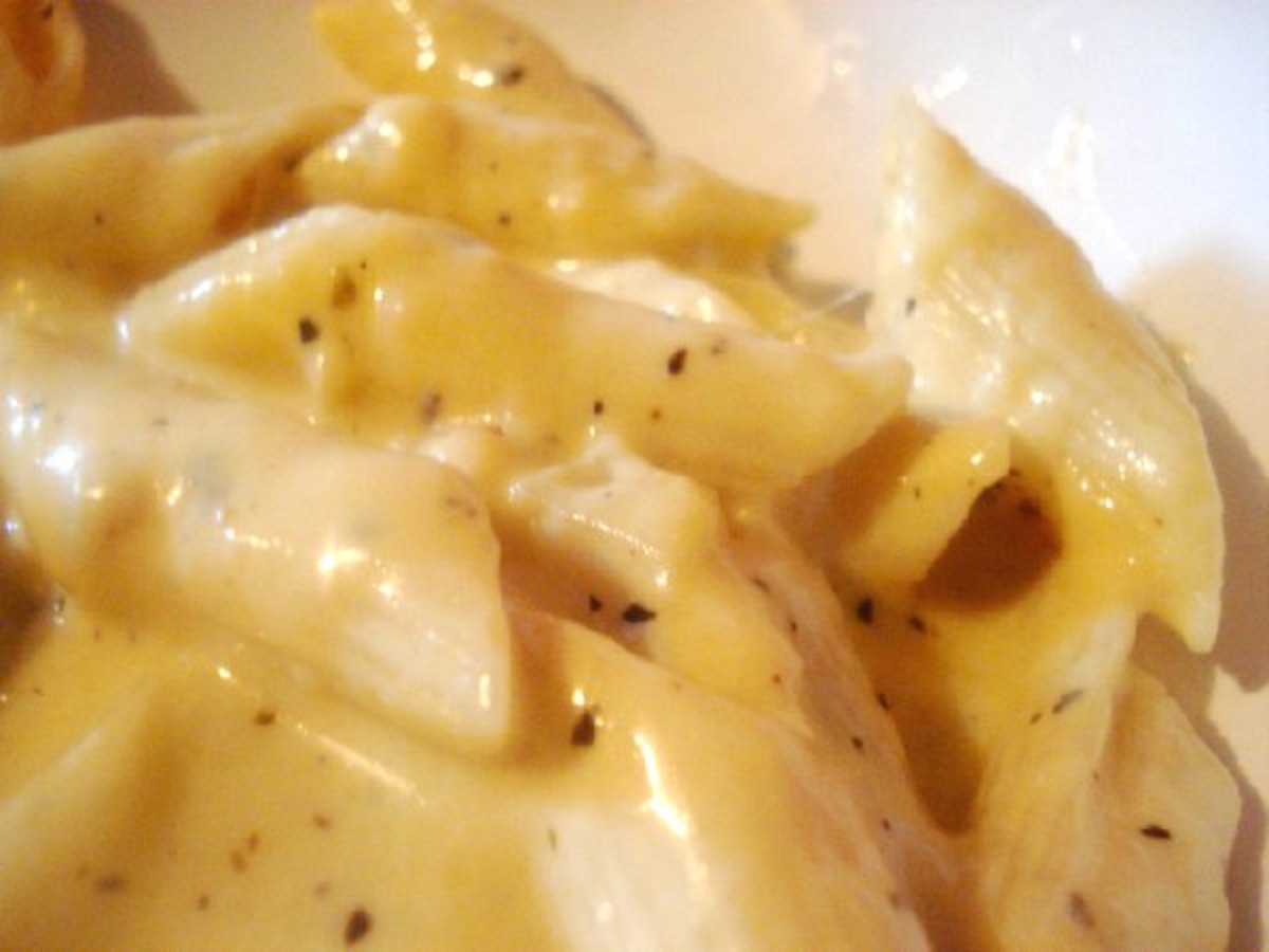 5-Ingredient Alfredo Sauce image