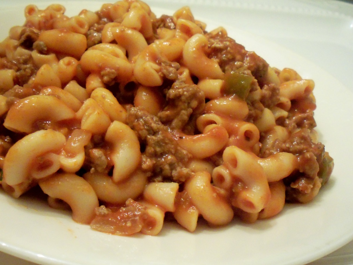 Easy Beef Macaroni image