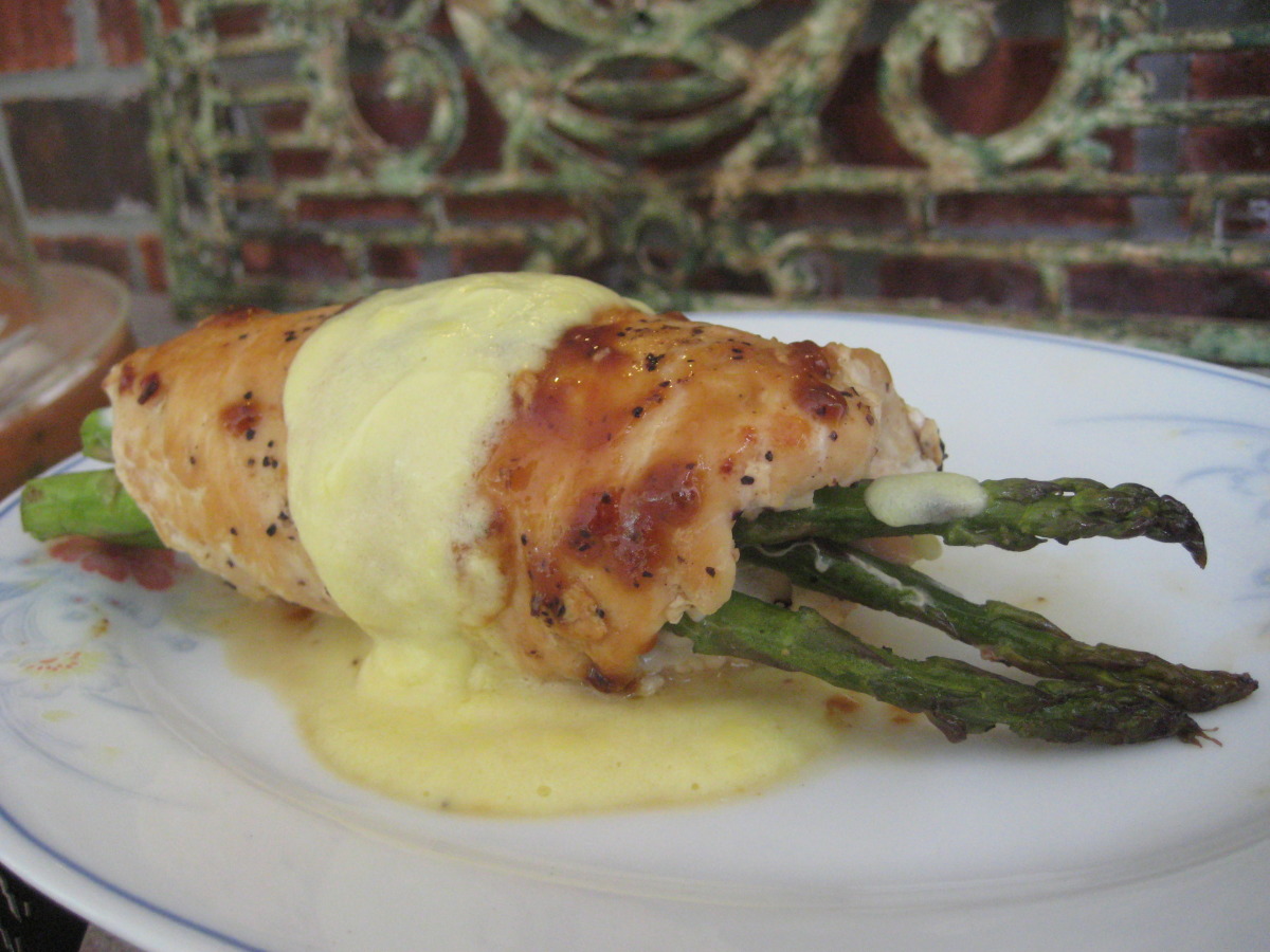 Nif's Asparagus Stuffed Chicken Breast With Hollandaise Sauce_image
