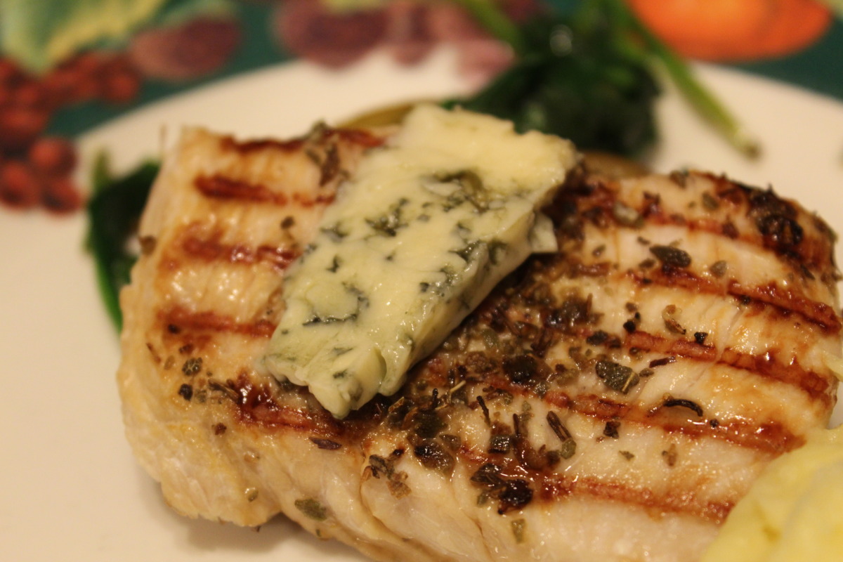 Turkey Steaks With Spinach, Pears, & Blue Cheese image
