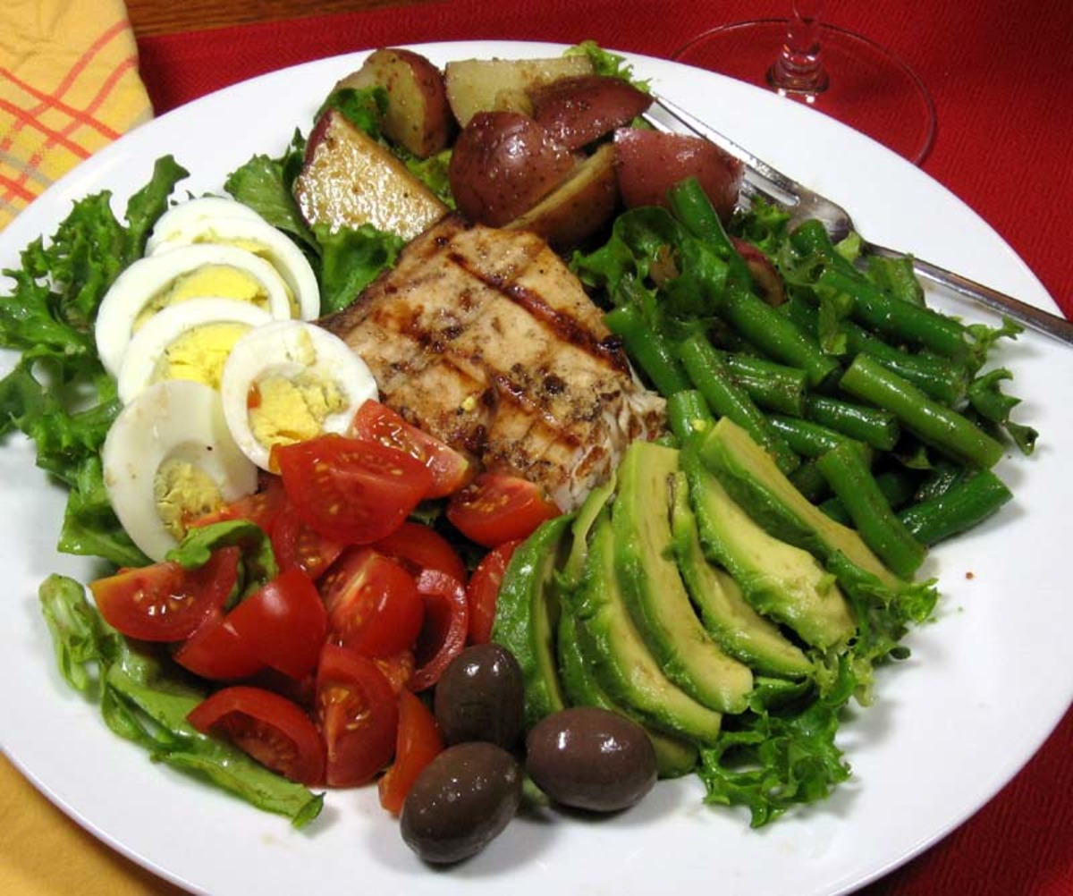 Nicoise Salad With Grilled Tuna image
