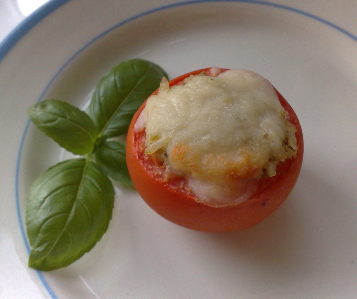 Pesto Stuffed Tomatoes image