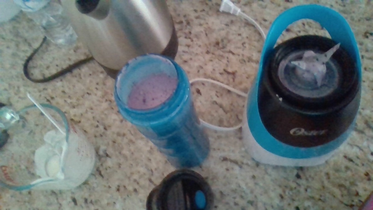 Super Healthy Strawberry & Blueberry Smoothie image