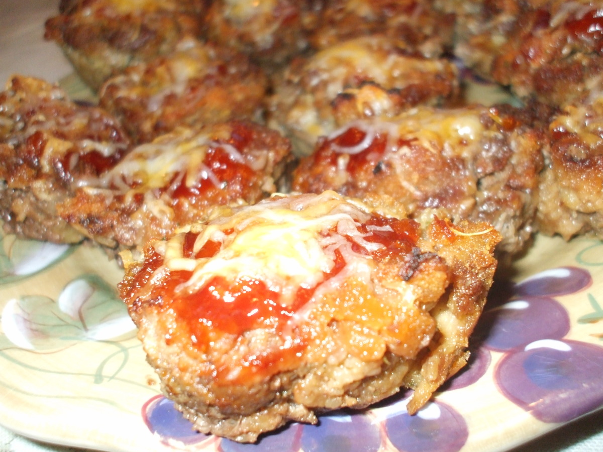 Bbq Cheddar Mini Meatloaf Muffins Recipe Food Com