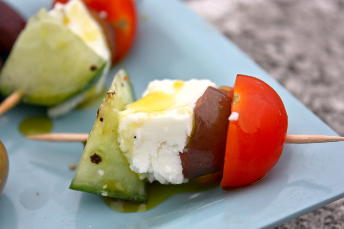 Greek Salad Skewers - Olive Tomato