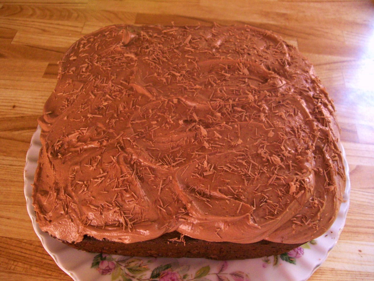 Easy Mudslide Poke Cake | Beyond Frosting